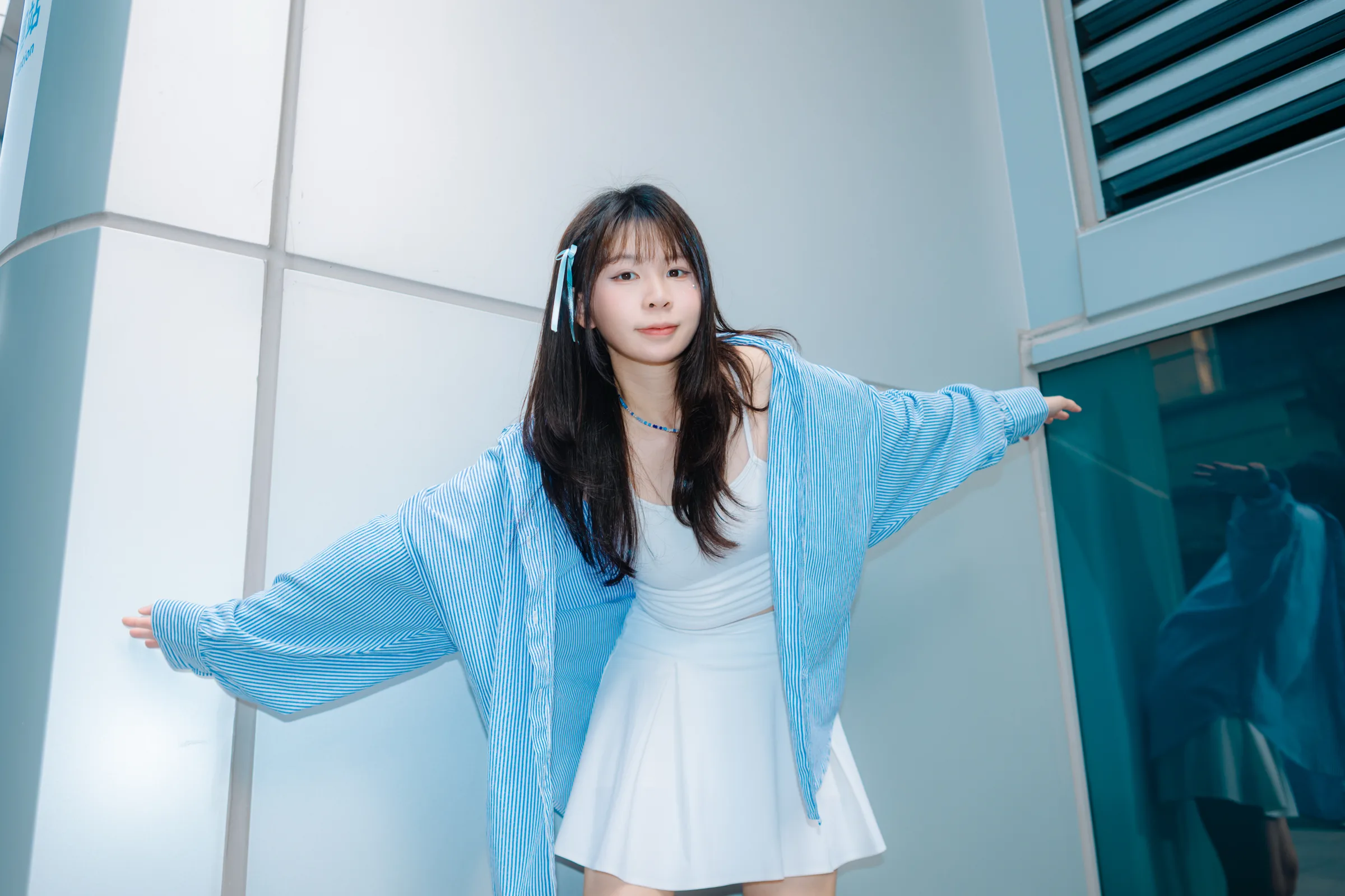 藍色襯衫示意 2