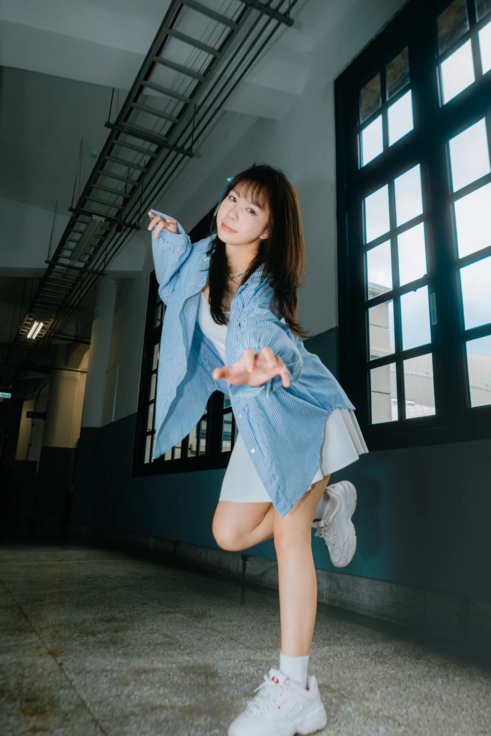 藍色襯衫示意 10