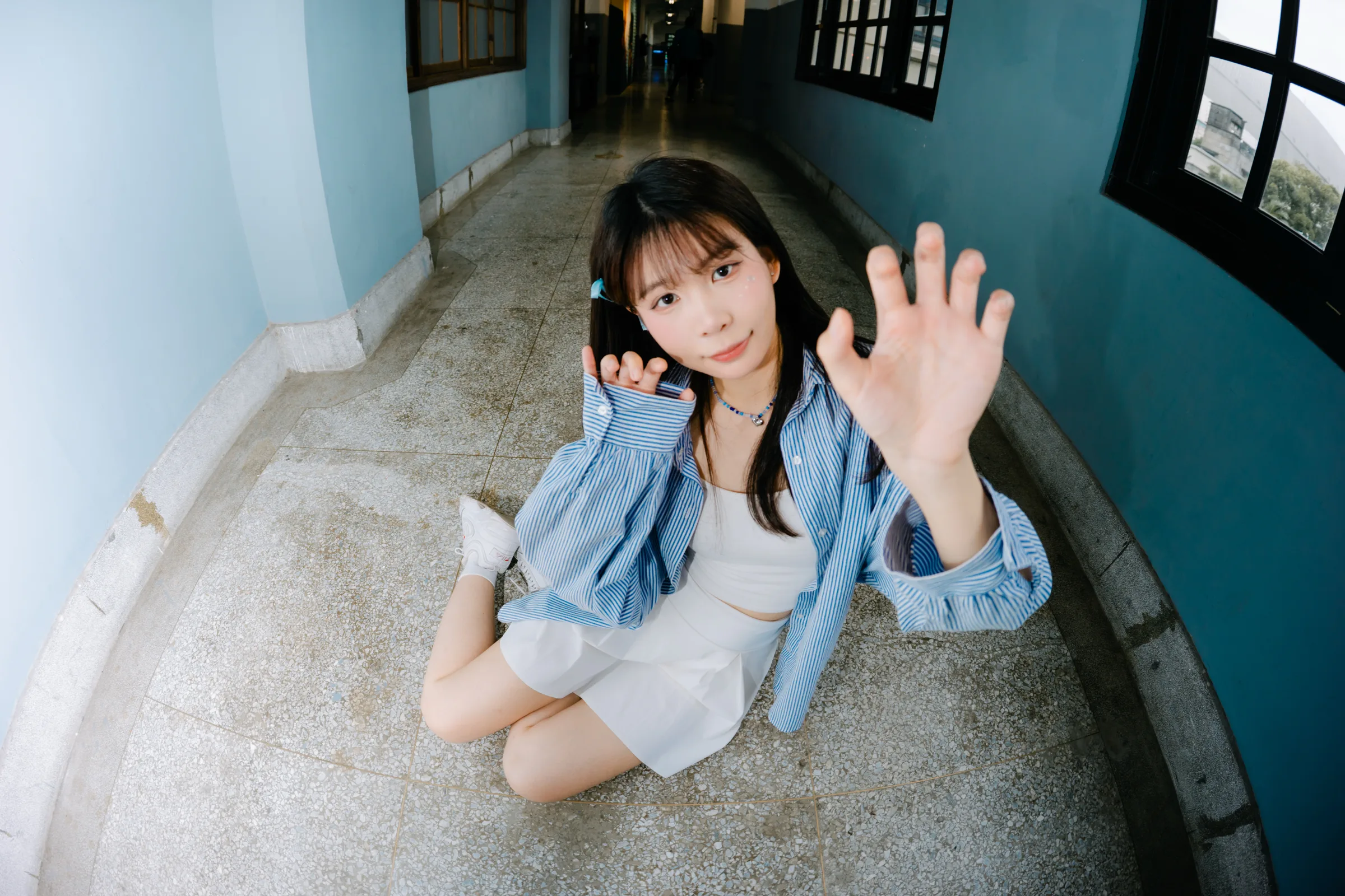 藍色襯衫示意 12